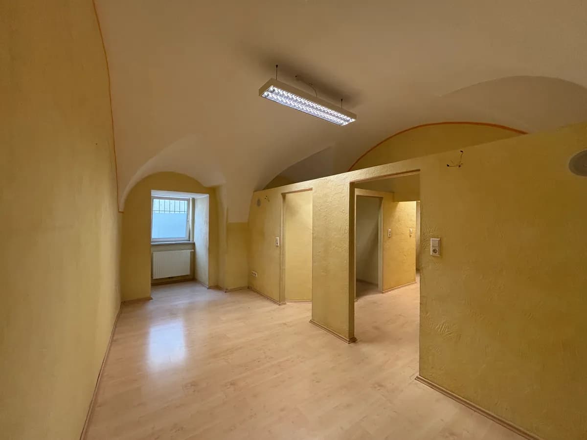 5-Zimmer-Gewerbeimmobilie mieten in Leoben – 72 m², € 484 – Bild 5 von 6