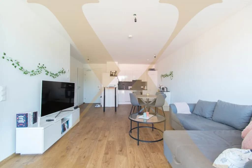 2-Zimmer-Wohnung mieten in Linz – 55 m², € 716