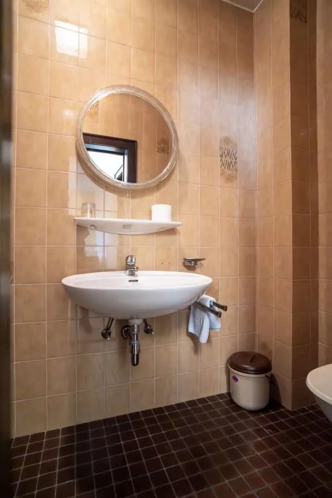 2-Zimmer-Gewerbeimmobilie mieten in Klagenfurt – 40 m², € 8 – Bild 6 von 14