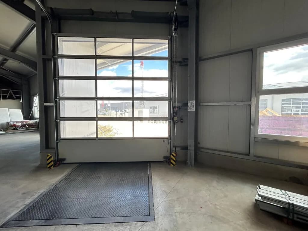 Gewerbeimmobilie mieten in Baden – 900 m², € 7.290 – Bild 7 von 8