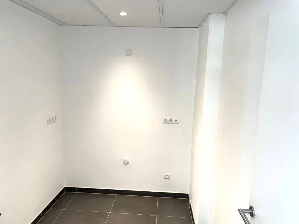 Gewerbeimmobilie mieten in Wien – 125 m², € 2.414 – Bild 8 von 11