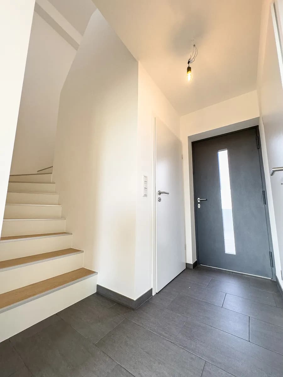 4-Zimmer-Haus mieten in Neunkirchen – 100,15 m², € 1.560 – Bild 8 von 19