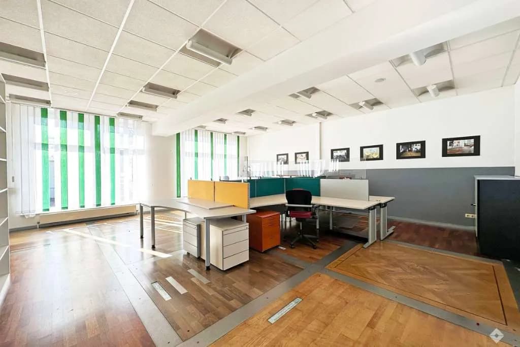 Gewerbeimmobilie mieten in Salzburg Stadt – 195 m², € 2.800 – Bild 3 von 8