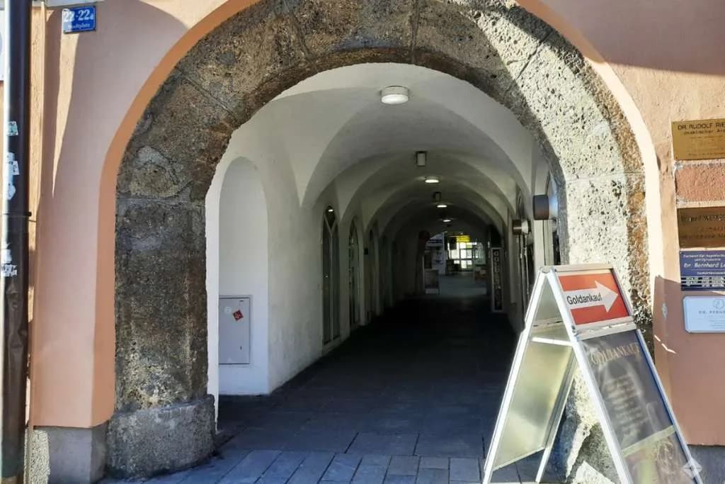 Gewerbeimmobilie mieten in Vöcklabruck – 110 m², € 1.023 – Bild 2 von 4