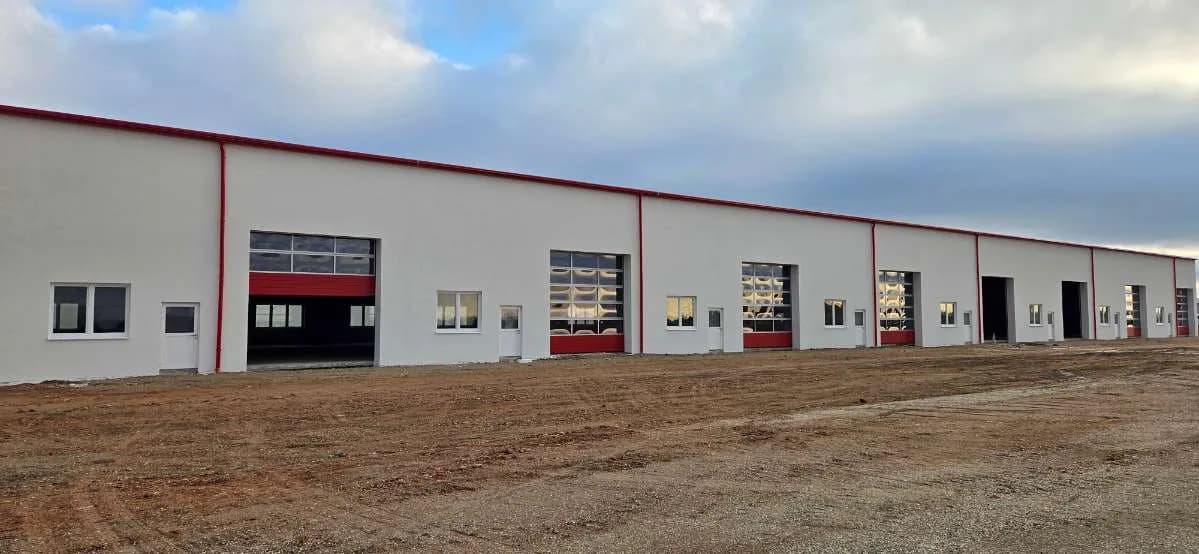Gewerbeimmobilie mieten in Korneuburg – 1 161 m², € 5 – Bild 2 von 4