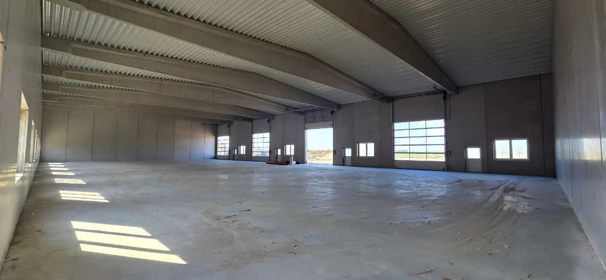 Gewerbeimmobilie mieten in Korneuburg – 1 161 m², € 5 – Bild 4 von 4