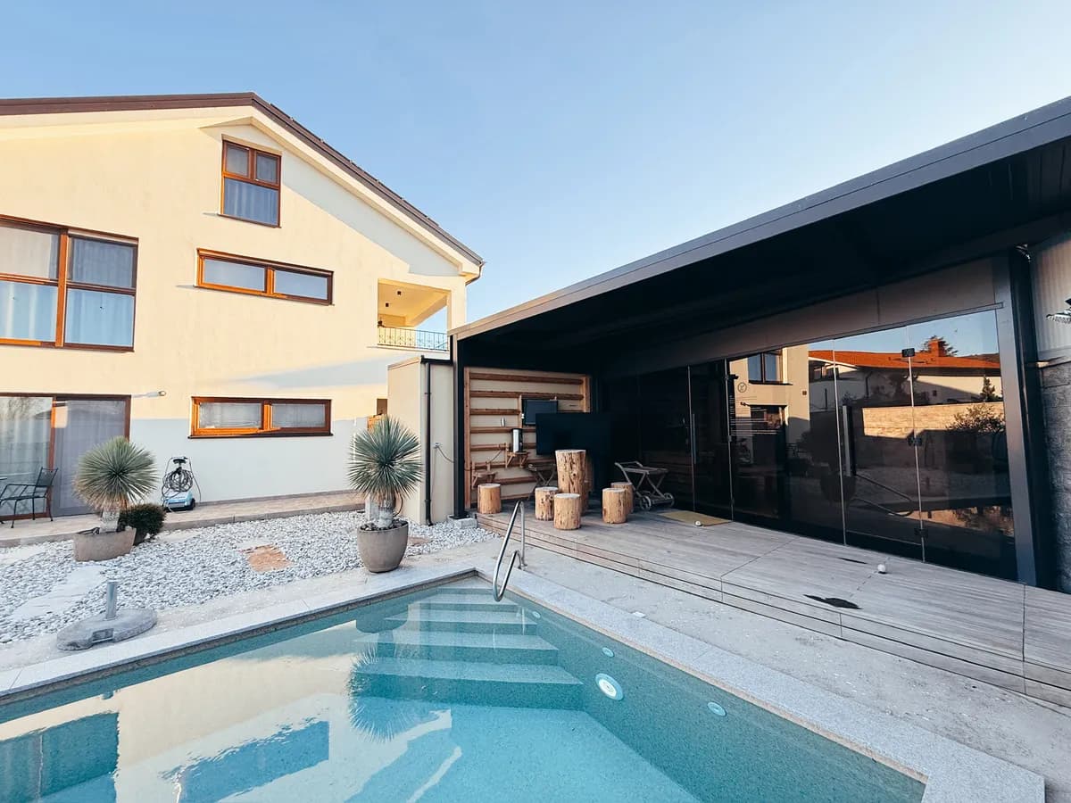 13-Zimmer-Wohnung kaufen in Österreich – 320 m², € 1.350.000