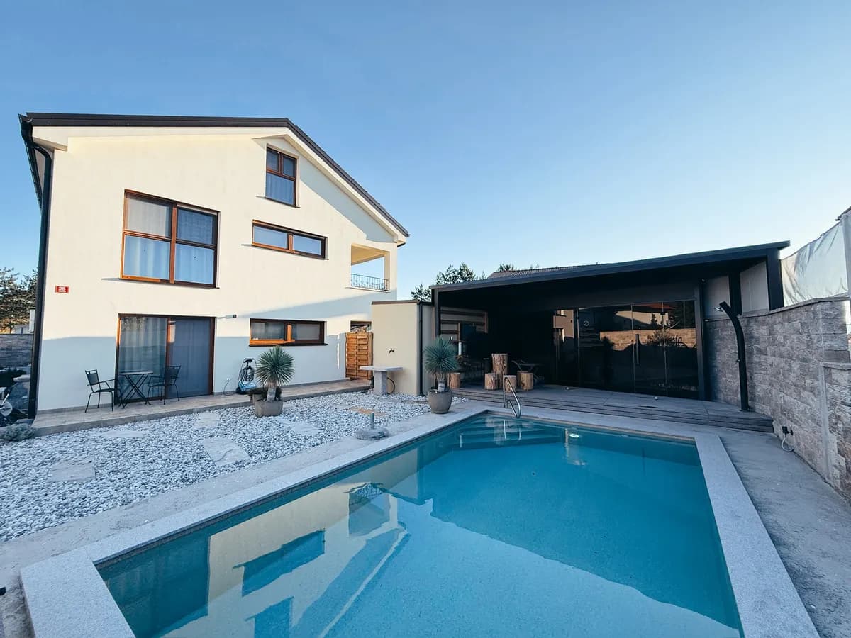 13-Zimmer-Wohnung kaufen in Österreich – 320 m², € 1.350.000 – Bild 2 von 34