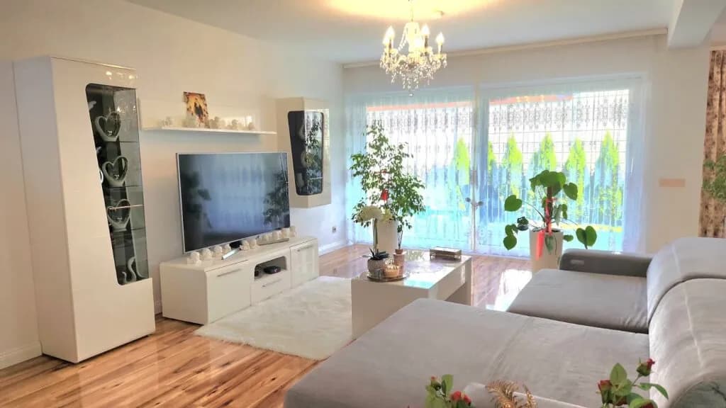 8-Zimmer-Gewerbeimmobilie kaufen in Baden – 160 m², € 1.020.000 – Bild 10 von 47