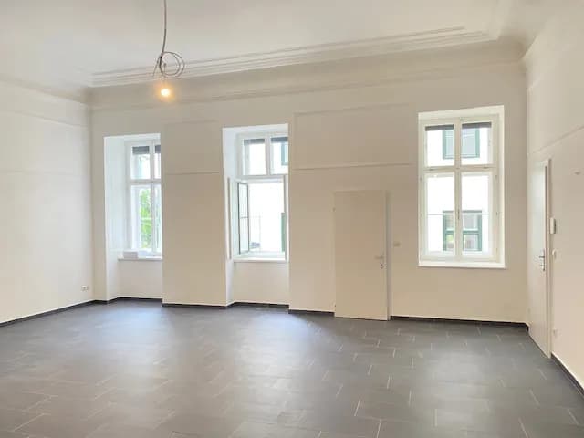 1-Zimmer-Gewerbeimmobilie mieten in Wien – 109 m², € 3.564