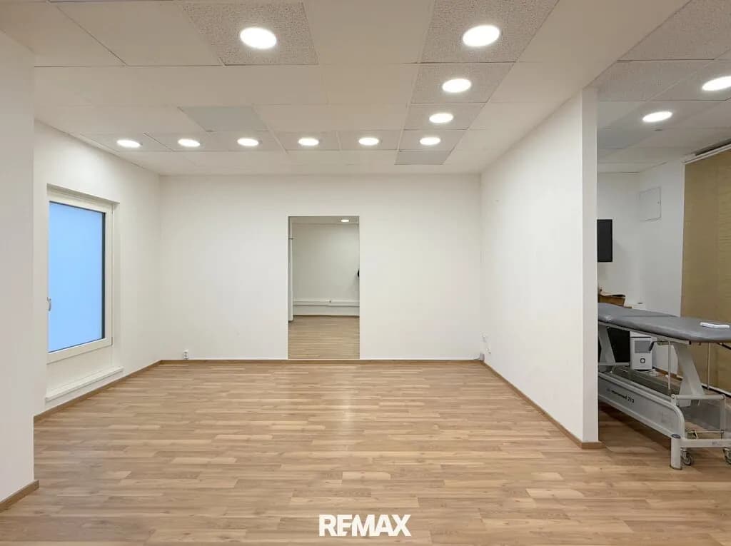 1-Zimmer-Gewerbeimmobilie mieten in Tulln – 46 m², € 691 – Bild 4 von 10