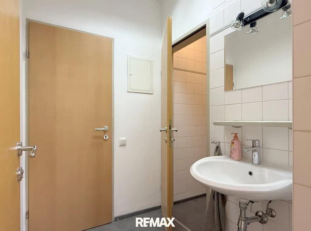 1-Zimmer-Gewerbeimmobilie mieten in Tulln – 46 m², € 691 – Bild 7 von 10