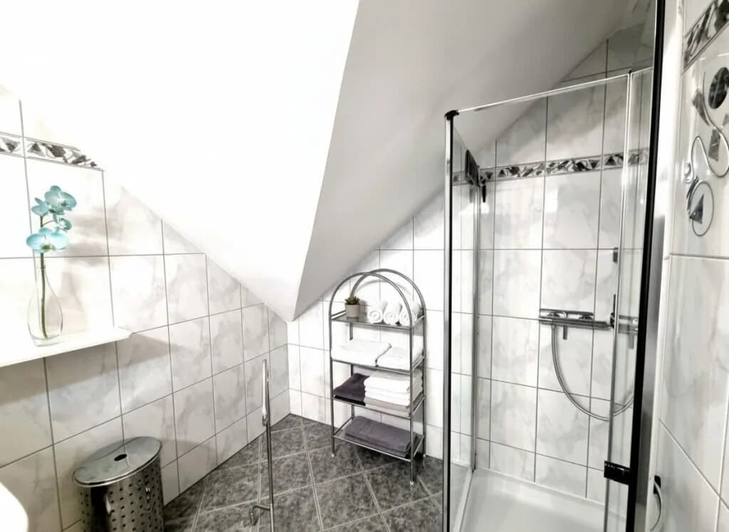 6-Zimmer-Haus kaufen in Vöcklabruck – 230 m², € 1.290.000 – Bild 17 von 25