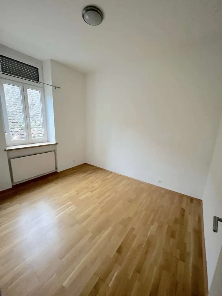 3-Zimmer-Wohnung mieten in Jennersdorf – 73,62 m², € 613 – Bild 3 von 8