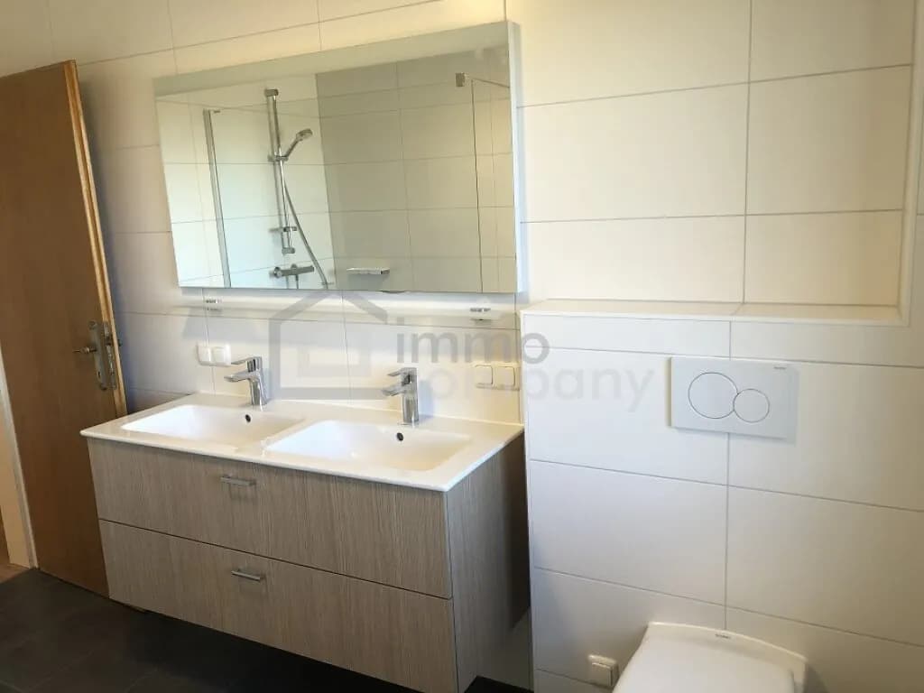 5-Zimmer-Wohnung mieten in Jennersdorf – 100 m², € 919 – Bild 4 von 14
