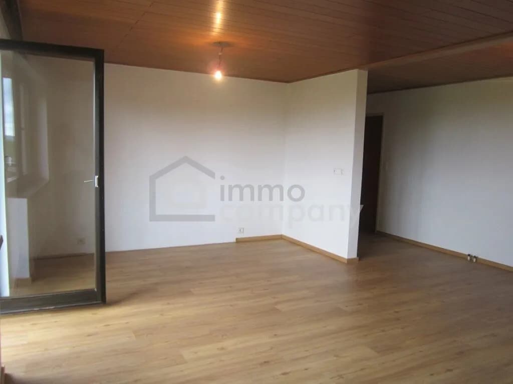 5-Zimmer-Wohnung mieten in Jennersdorf – 100 m², € 919 – Bild 9 von 14