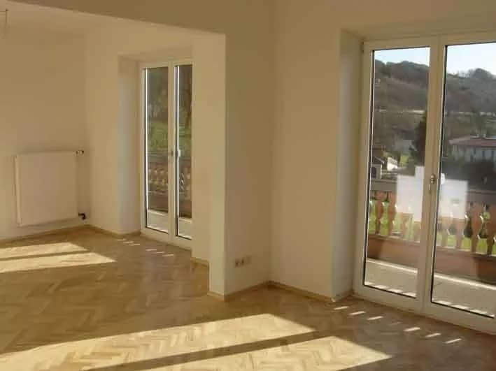 1-Zimmer-Wohnung mieten in Vöcklabruck – 48 m², € 845 – Bild 2 von 5