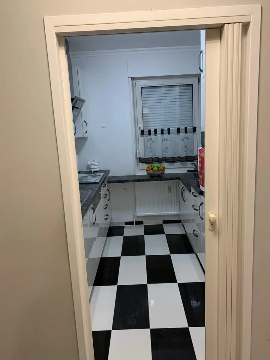 4-Zimmer-Wohnung mieten in Baden – 96 m², € 1.400 – Bild 7 von 19