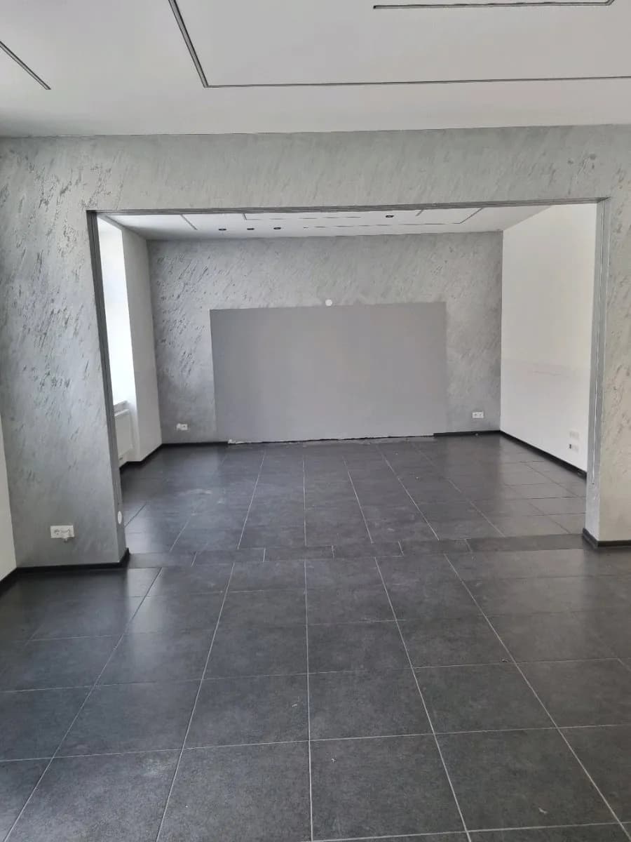 6-Zimmer-Gewerbeimmobilie mieten in Wien – 159 m², € 2.100 – Bild 3 von 11