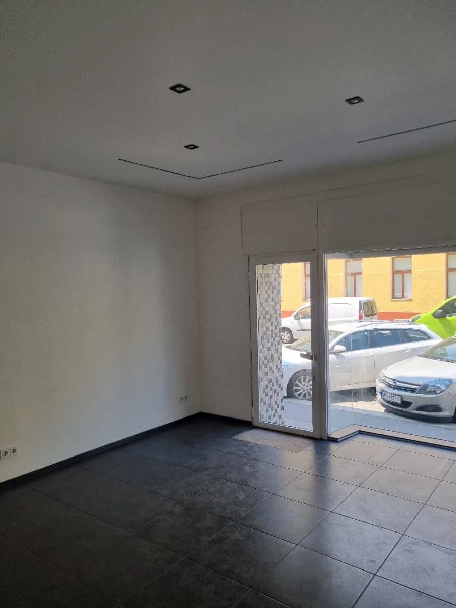 6-Zimmer-Gewerbeimmobilie mieten in Wien – 159 m², € 2.100 – Bild 5 von 11