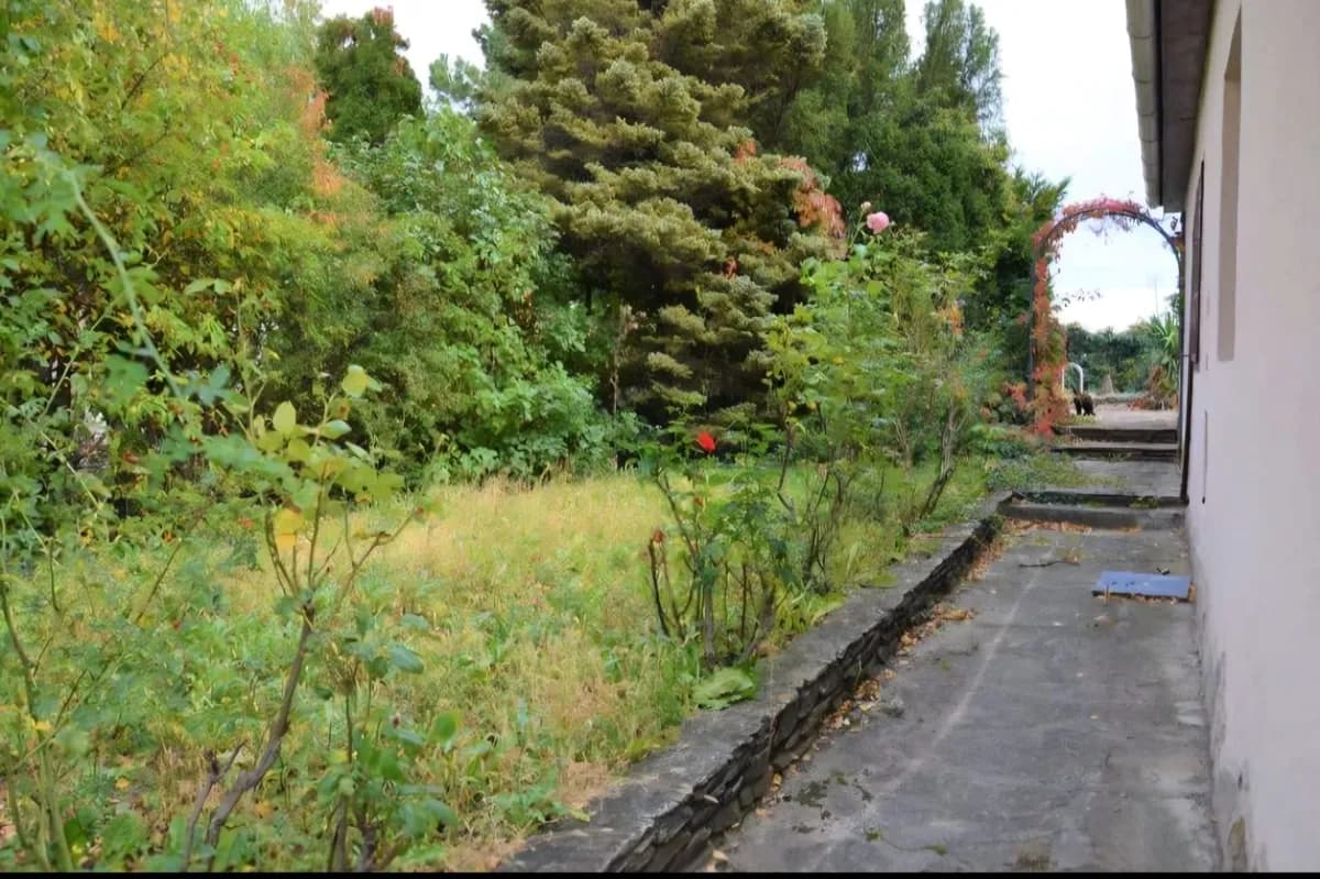 6-Zimmer-Haus kaufen in Baden – 155 m², € 380.000 – Bild 2 von 12