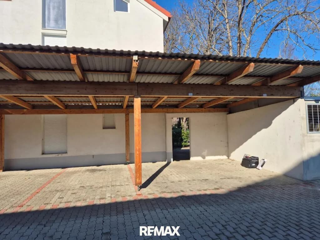 Immobilie mieten in Baden – 13 m², € 100