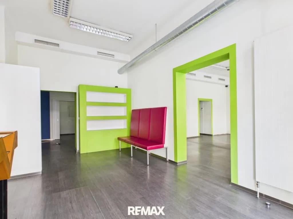 Gewerbeimmobilie kaufen in Wiener Neustadt – 173 m², € 134.000