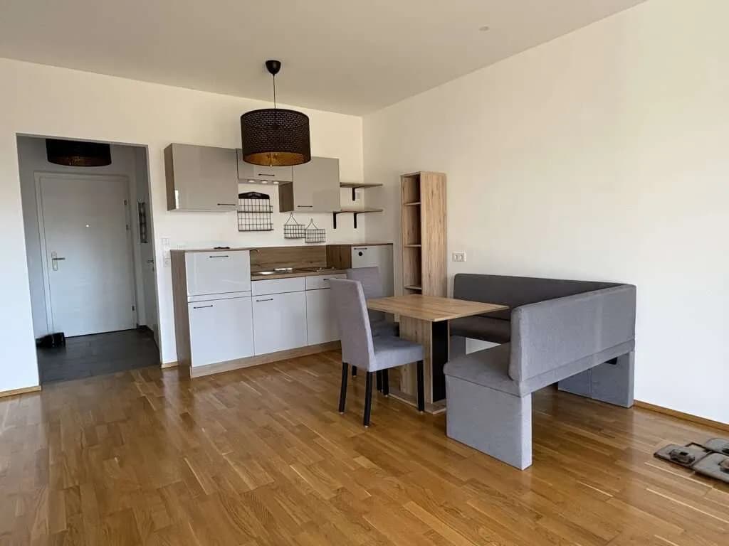 2-Zimmer-Wohnung kaufen in Linz – 55,7 m², € 349.000 – Bild 2 von 12