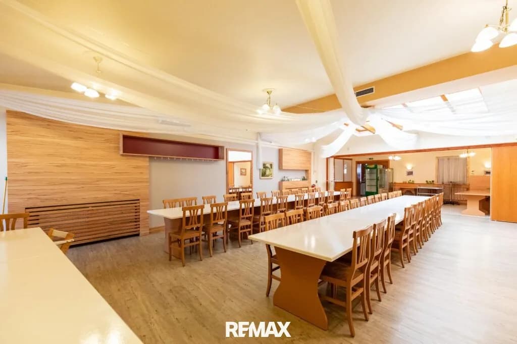 Gewerbeimmobilie kaufen in Bruck an der Leitha – 1 084 m², € 649.000 – Bild 9 von 25