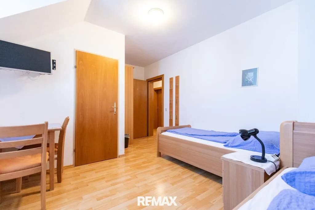 Gewerbeimmobilie kaufen in Bruck an der Leitha – 1 084 m², € 649.000 – Bild 17 von 25