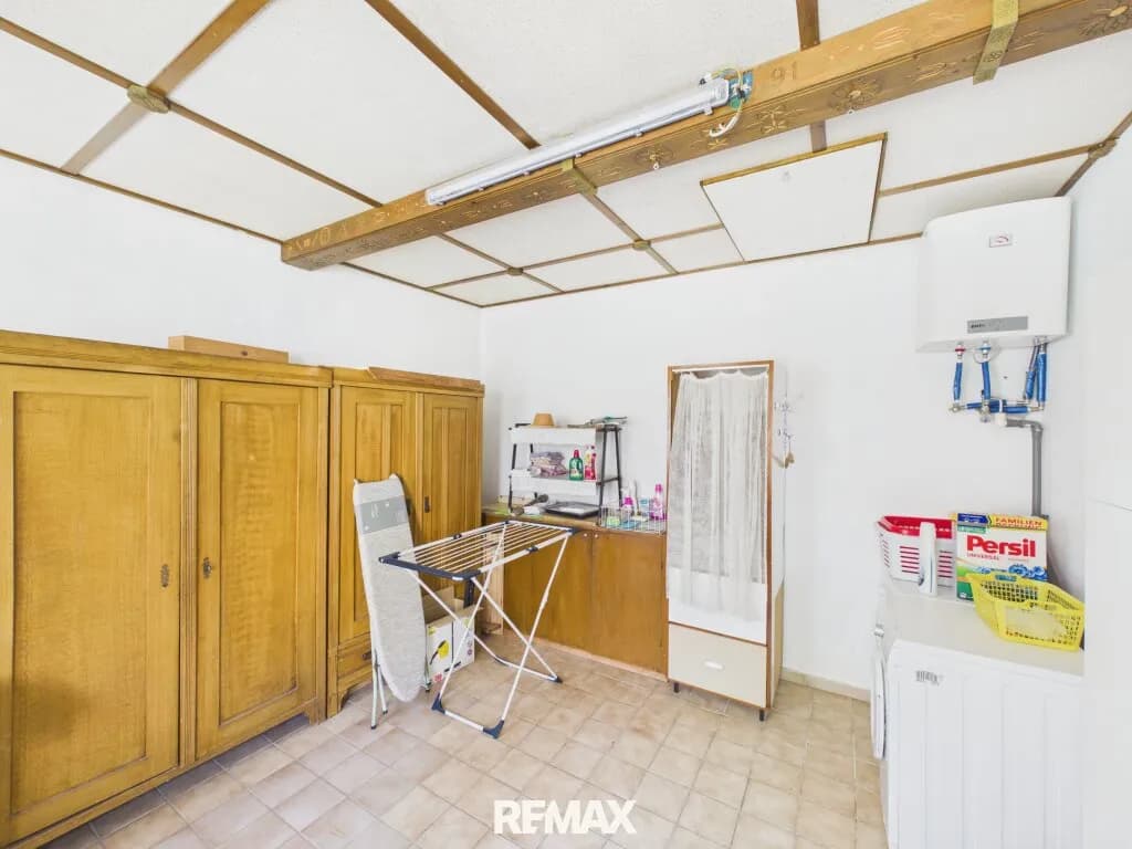 6-Zimmer-Haus kaufen in Bruck an der Leitha – 163 m², € 180.000 – Bild 5 von 16