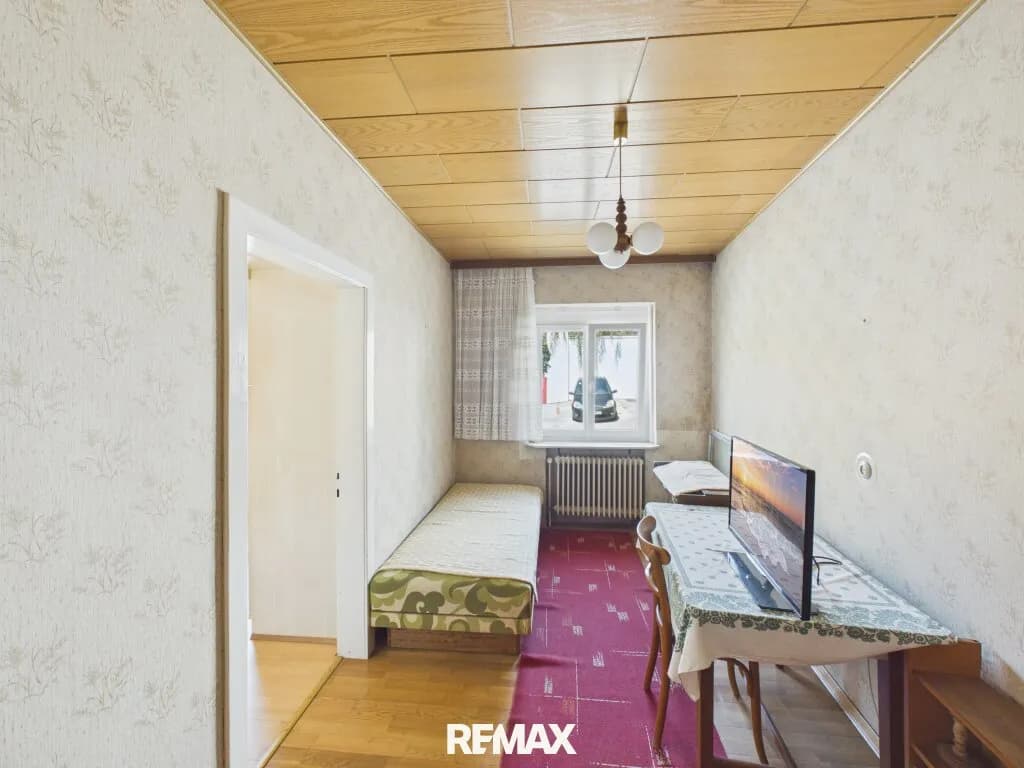 6-Zimmer-Haus kaufen in Bruck an der Leitha – 163 m², € 180.000 – Bild 6 von 16