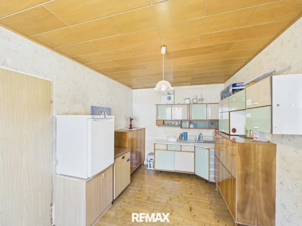 6-Zimmer-Haus kaufen in Bruck an der Leitha – 163 m², € 180.000 – Bild 8 von 16