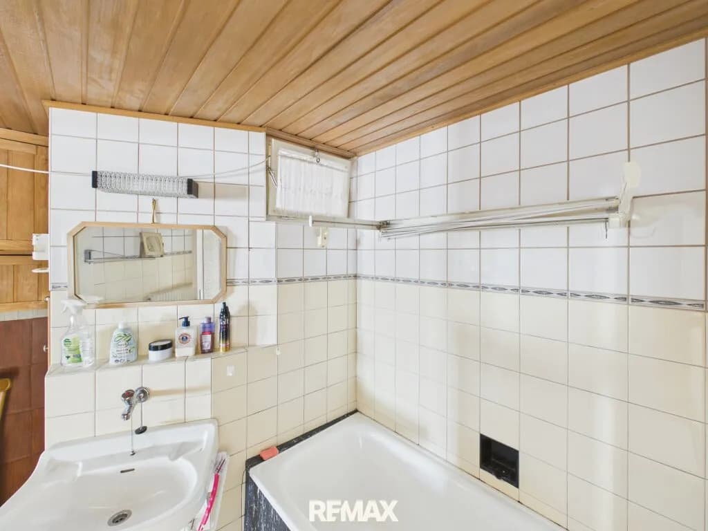 6-Zimmer-Haus kaufen in Bruck an der Leitha – 163 m², € 180.000 – Bild 10 von 16