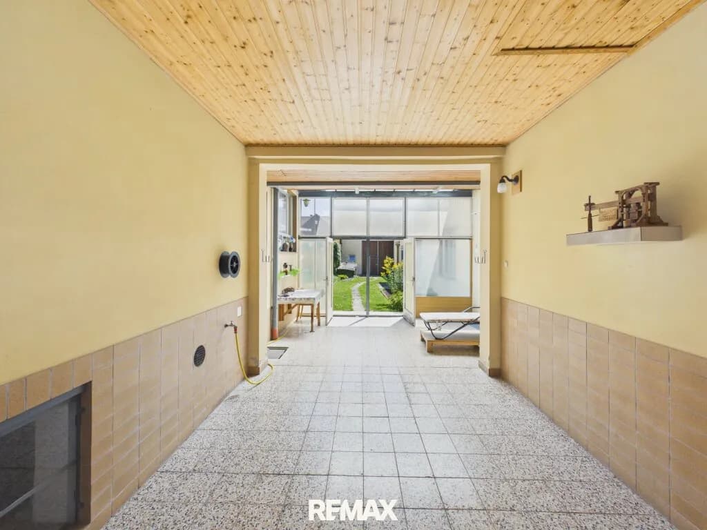 6-Zimmer-Haus kaufen in Bruck an der Leitha – 163 m², € 180.000 – Bild 14 von 16