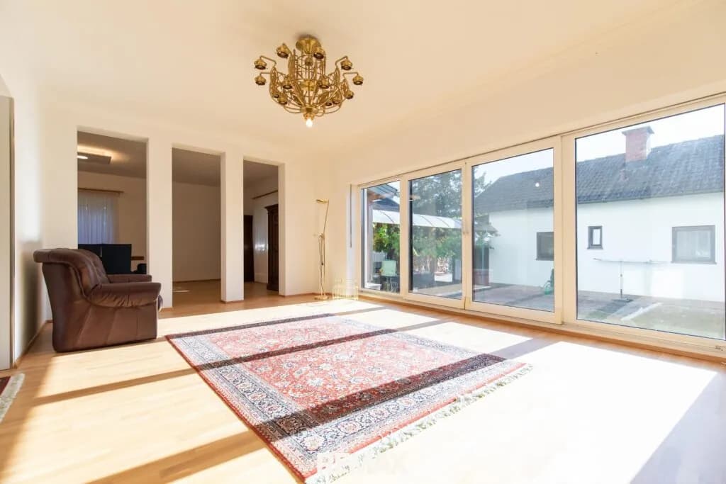 9-Zimmer-Haus kaufen in Bruck an der Leitha – 302 m², € 749.000 – Bild 3 von 54