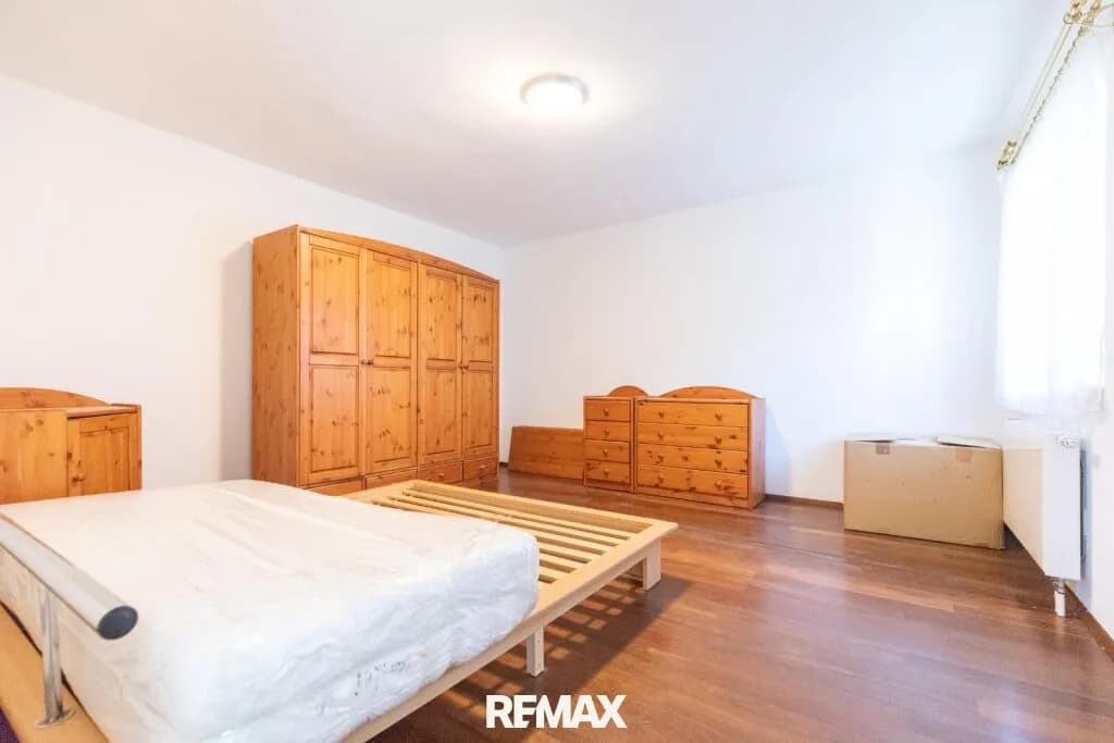 9-Zimmer-Haus kaufen in Bruck an der Leitha – 302 m², € 749.000 – Bild 10 von 54