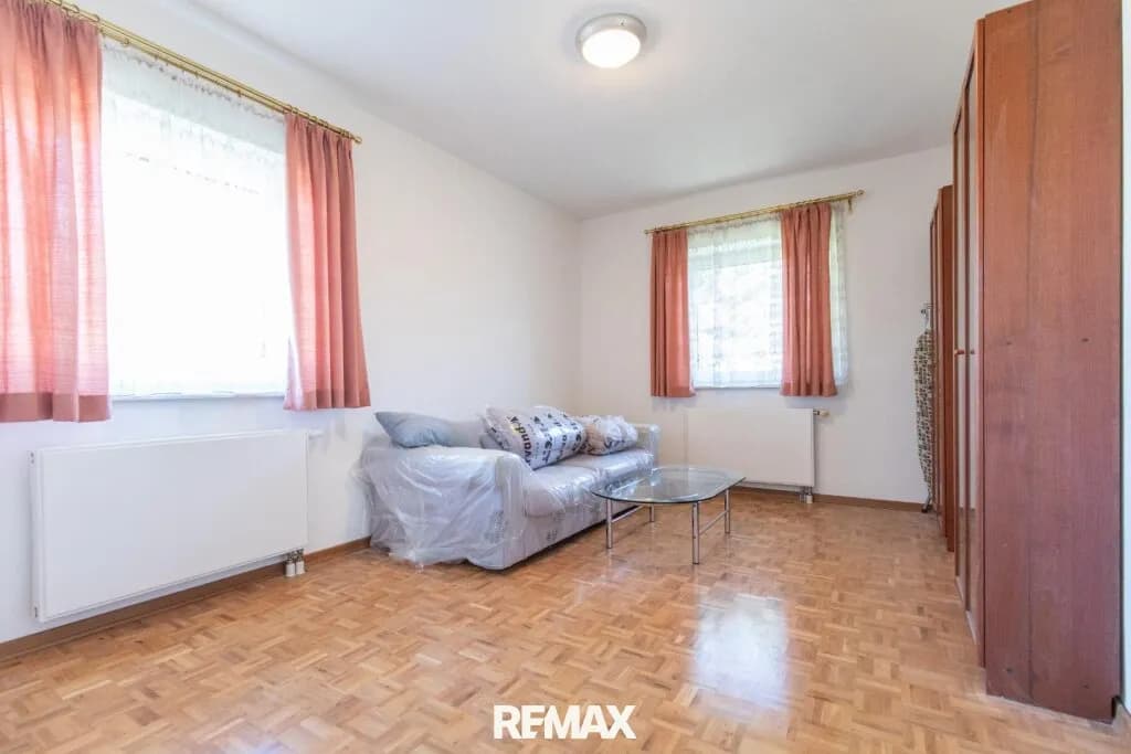 9-Zimmer-Haus kaufen in Bruck an der Leitha – 302 m², € 749.000 – Bild 11 von 54