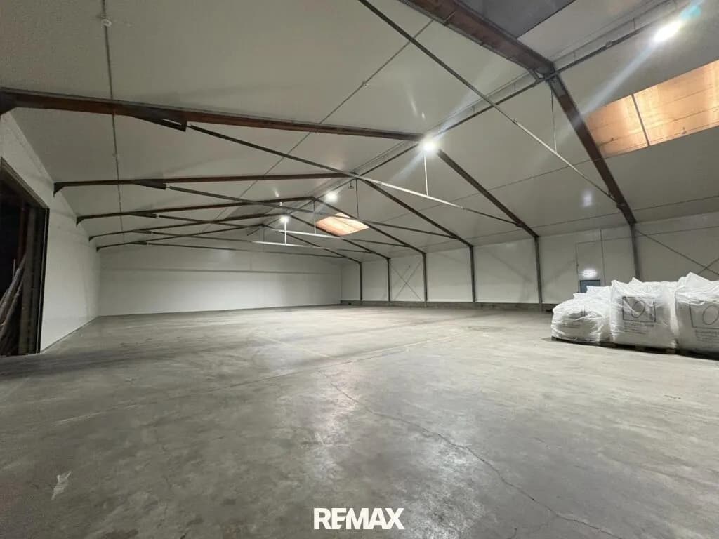 Gewerbeimmobilie mieten in Neusiedl am See – 500 m², € 3.000