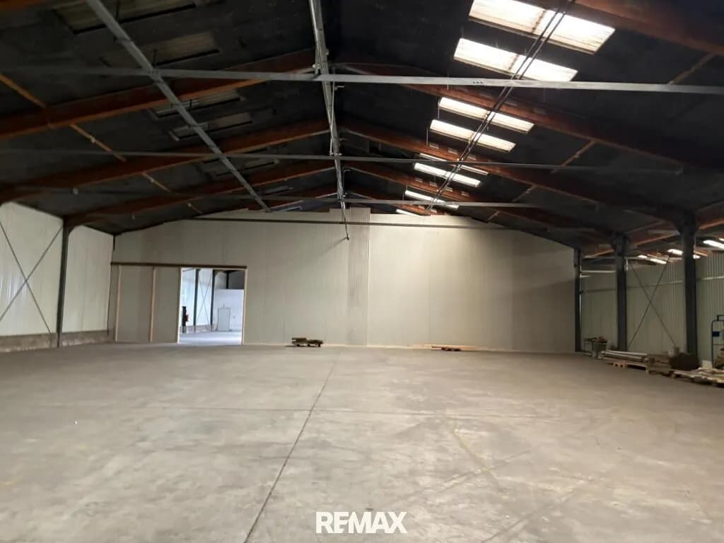 Gewerbeimmobilie mieten in Neusiedl am See – 500 m², € 3.000 – Bild 3 von 4