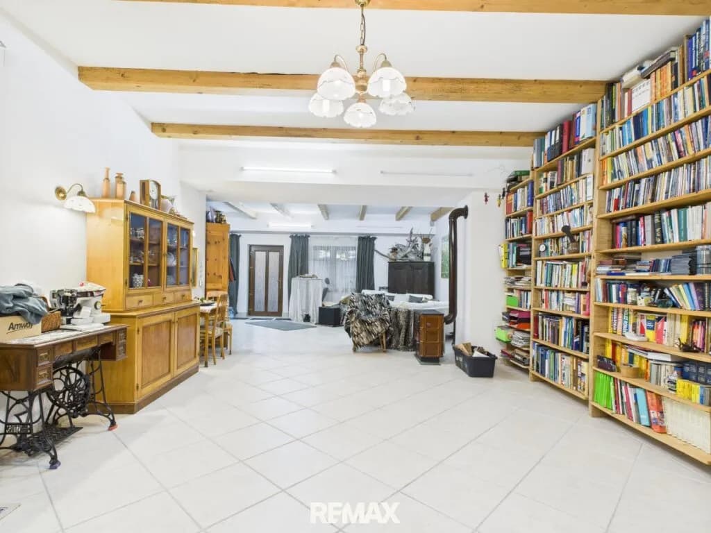 6-Zimmer-Gewerbeimmobilie kaufen in Bruck an der Leitha – 416 m², € 389.000 – Bild 15 von 32