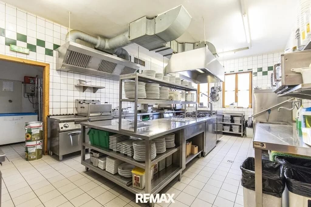Gewerbeimmobilie kaufen in Neusiedl am See – 779 m², € 850.000 – Bild 11 von 32