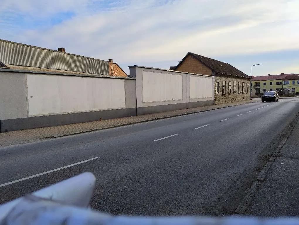 5-Zimmer-Gewerbeimmobilie mieten in Baden – 1 049 m², € 1.800 – Bild 7 von 7