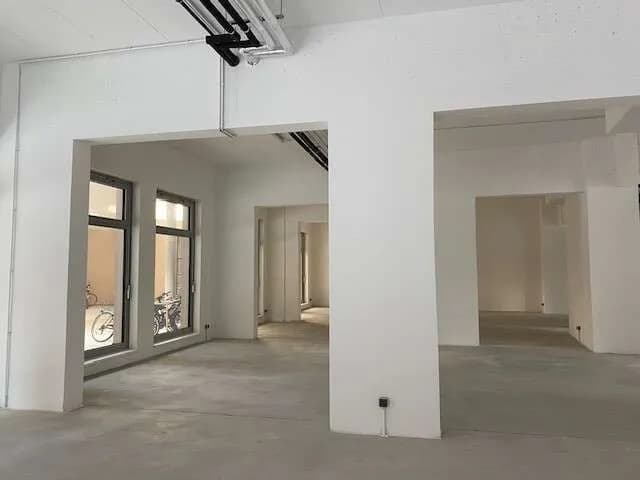 1-Zimmer-Gewerbeimmobilie mieten in Wien – 371 m², € 8.776 – Bild 2 von 23