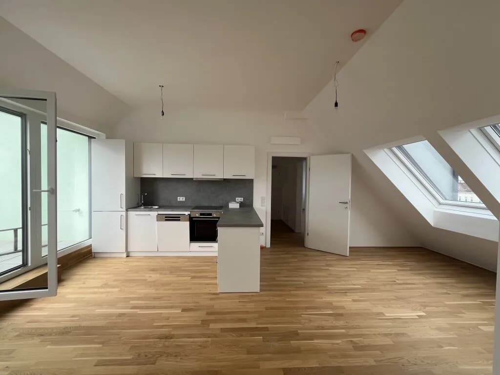 4-Zimmer-Wohnung mieten in Wien – 105,36 m², € 1.998 – Bild 1 von 21
