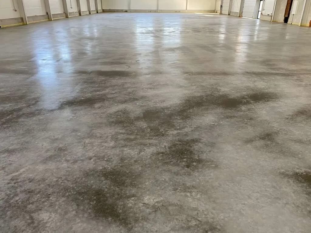 Gewerbeimmobilie mieten in Korneuburg – 1 395 m², € 12.000 – Bild 4 von 24
