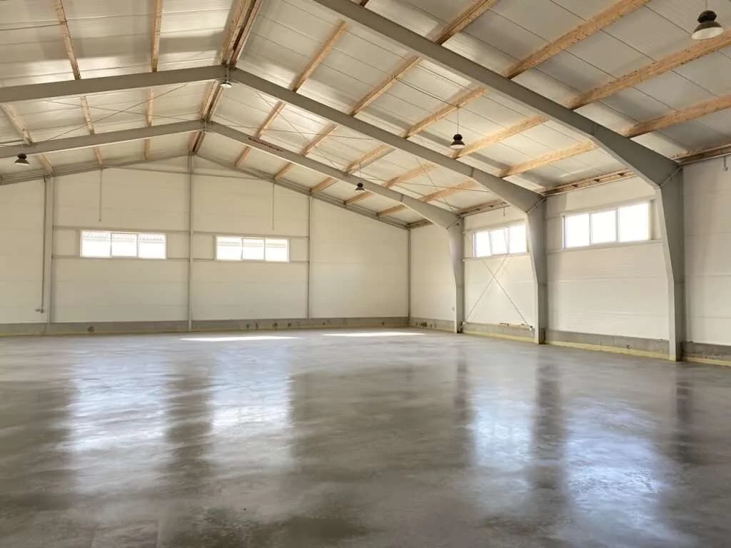 Gewerbeimmobilie mieten in Korneuburg – 1 395 m², € 12.000 – Bild 8 von 24