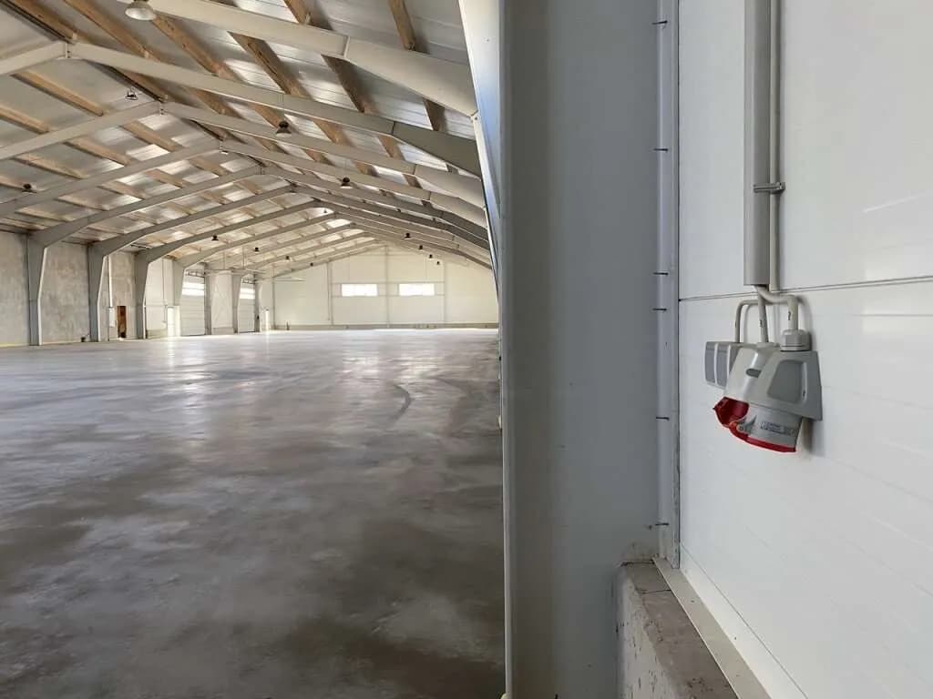 Gewerbeimmobilie mieten in Korneuburg – 1 395 m², € 12.000 – Bild 11 von 24