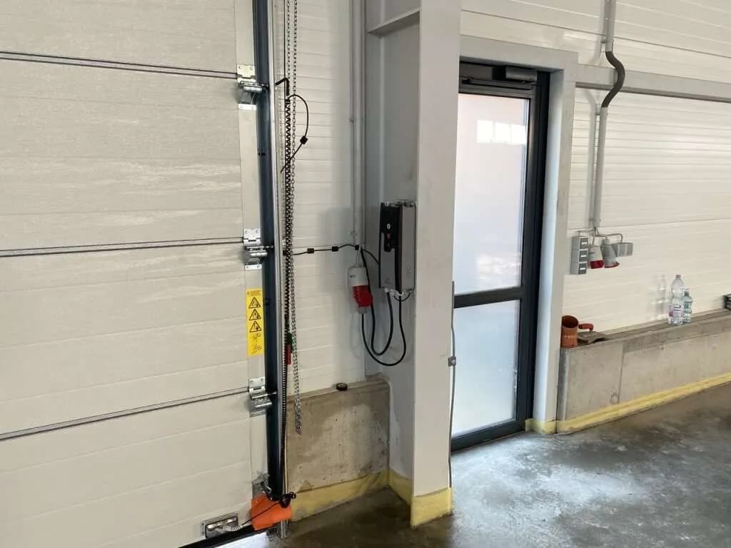 Gewerbeimmobilie mieten in Korneuburg – 1 395 m², € 12.000 – Bild 12 von 24