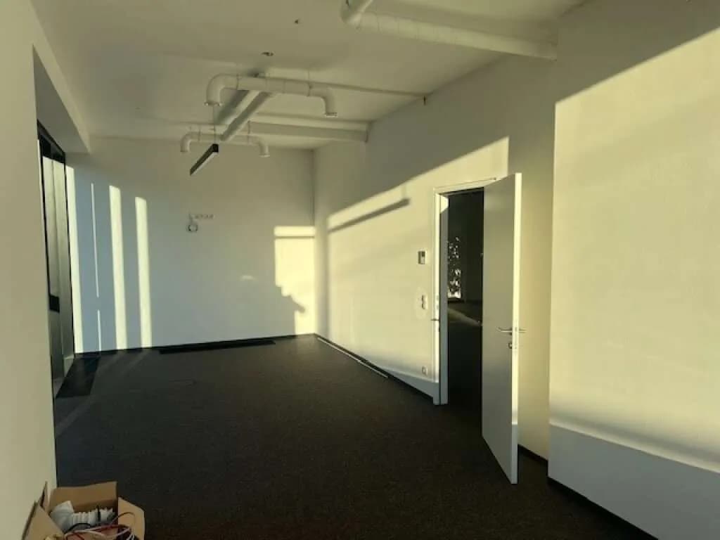 Gewerbeimmobilie mieten in Schwaz – 332 m², € 11.100 – Bild 5 von 10